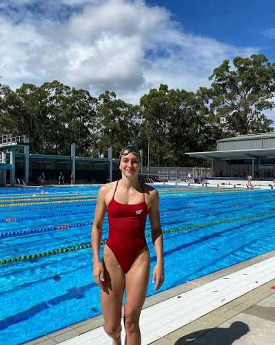 Zoe Pedersen poolside